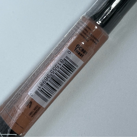 L.A. Girl HD Pro Concealer Shade: Toast - Picture 2 of 2